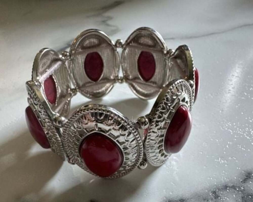 Vintage Style Silver Tone Elasticated Cuff Bracelet with Red Cabochons